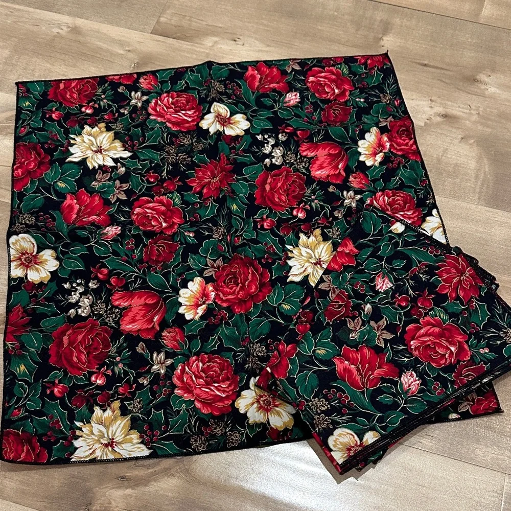 Floral 4pc Napkin Set
